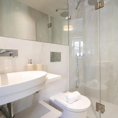 Reference T1 3rd Floor Apartament Lizbona